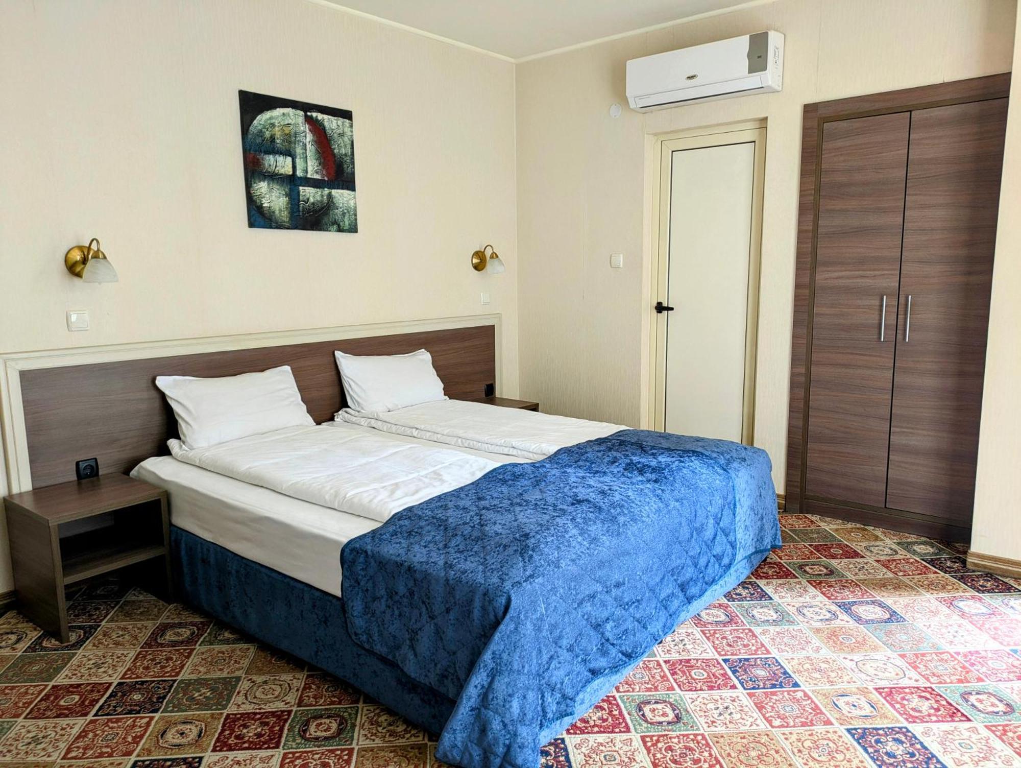 Hotel La Roka สตาราซาโกรา ภายนอก รูปภาพ
